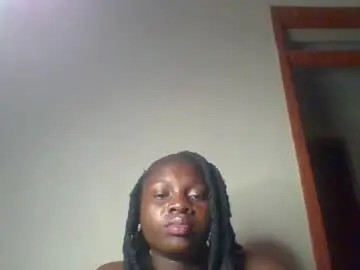 Dollyvee  live sex cam