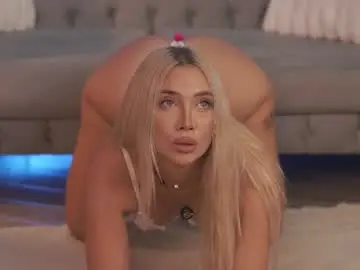 Hottiejessyex  live sex cam