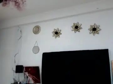 Lilithphillis1  live sex cam