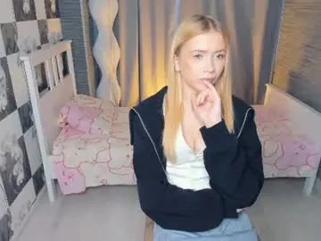 Loya_moss  live sex cam