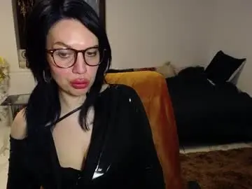 Luxurymistress  live sex cam