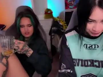Ripper_66  live sex cam