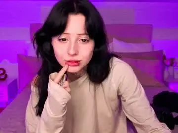 Sn0w__queenn  live sex cam