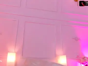 Ariaheavens  live sex cam
