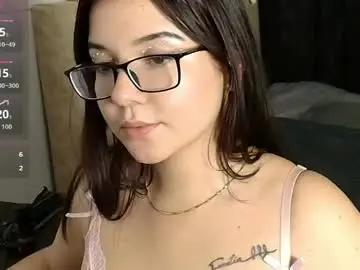Ayleen_hall_  live sex cam