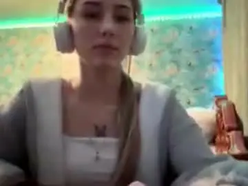 Cecilyvelunza  live sex cam