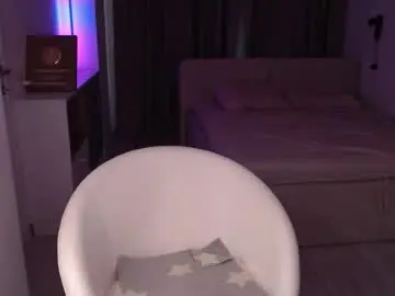 Dreamcutiel123  live sex cam