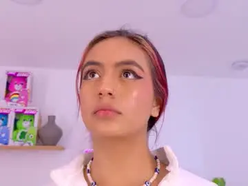 Emilyy_bank  live sex cam