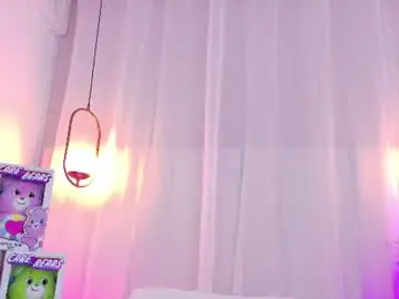 Emilyy_bank  live sex cam