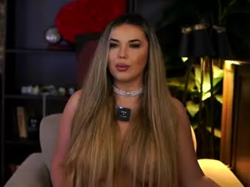 Evasunderland  live sex cam