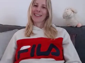 Hornyssima  live sex cam