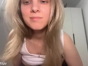 L1n4luv  live sex cam