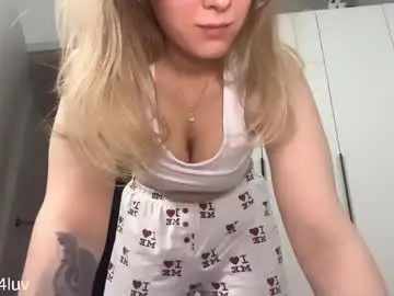 L1n4luv  live sex cam