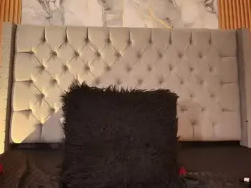 La_indiia  live sex cam