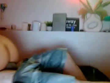 Lexiel0veswood  live sex cam