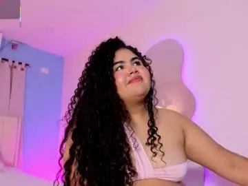 Lou_22_  live sex cam