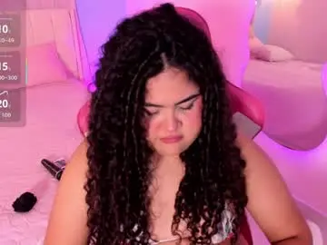 Lou_22_  live sex cam