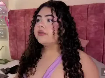 Lou_22_  live sex cam