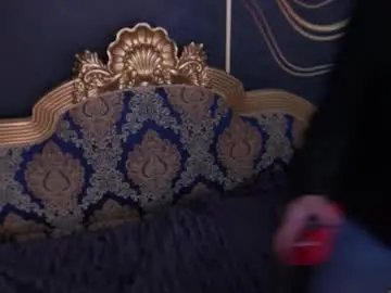 Magicpeachhs  live sex cam