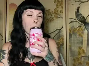 Marcelinealtaria  live sex cam