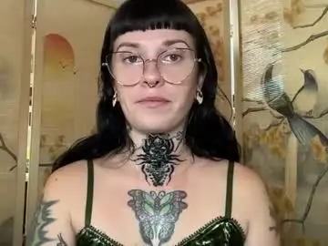 Marcelinealtaria  live sex cam