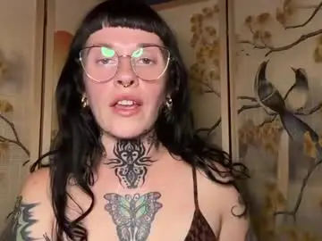 Marcelinealtaria  live sex cam