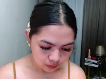 Miss_briella  live sex cam