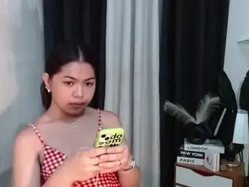 Miss_briella  live sex cam