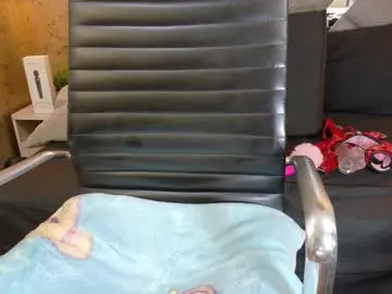Sarafoxxx1  live sex cam
