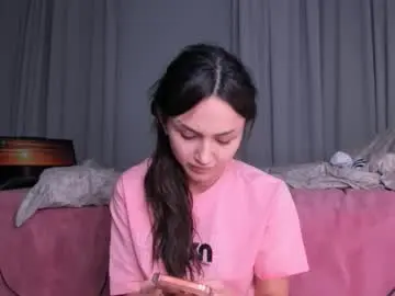 Sassynova  live sex cam