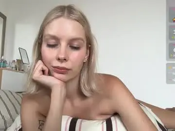 Sexy_misses19  live sex cam