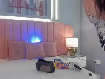 Shelley_fox  live sex cam