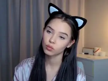 Slyshypie  live sex cam