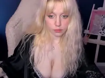 Sweetcheecksmolly  live sex cam