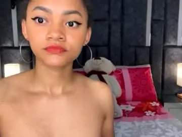 Tiiffaanybrown  live sex cam