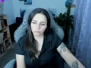 Valeriiemills  live sex cam