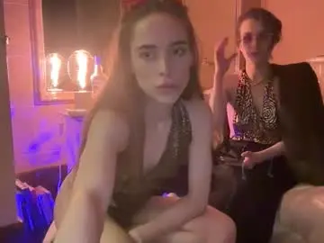 Bunnywithcloud  live sex cam