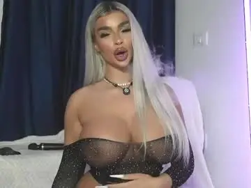 Chrystalcade  live sex cam
