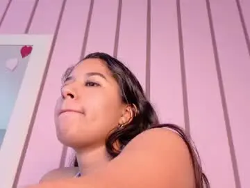 Coralvega  live sex cam