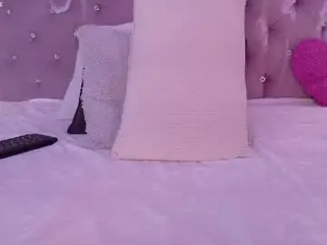 Coralvega  live sex cam