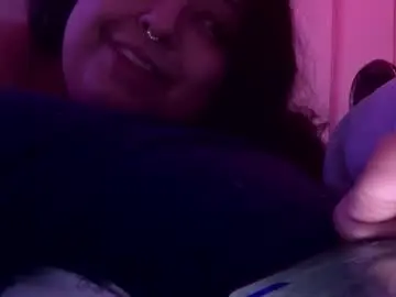 Emilymeows2  live sex cam