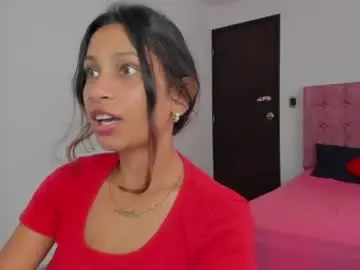 Gamora_33  live sex cam