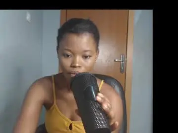 Honey_juicydoll  live sex cam