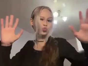 Kevellevibe  live sex cam