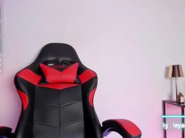 Leyacopper  live sex cam