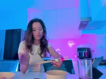 Littlee_emma_  live sex cam