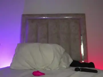 Littlee_emma_  live sex cam