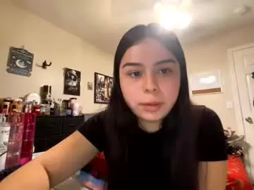 Lola5671  live sex cam