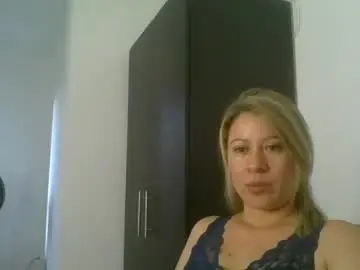 Luna_desiree  live sex cam