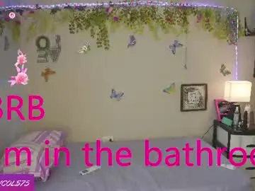 Mia_nicols  live sex cam